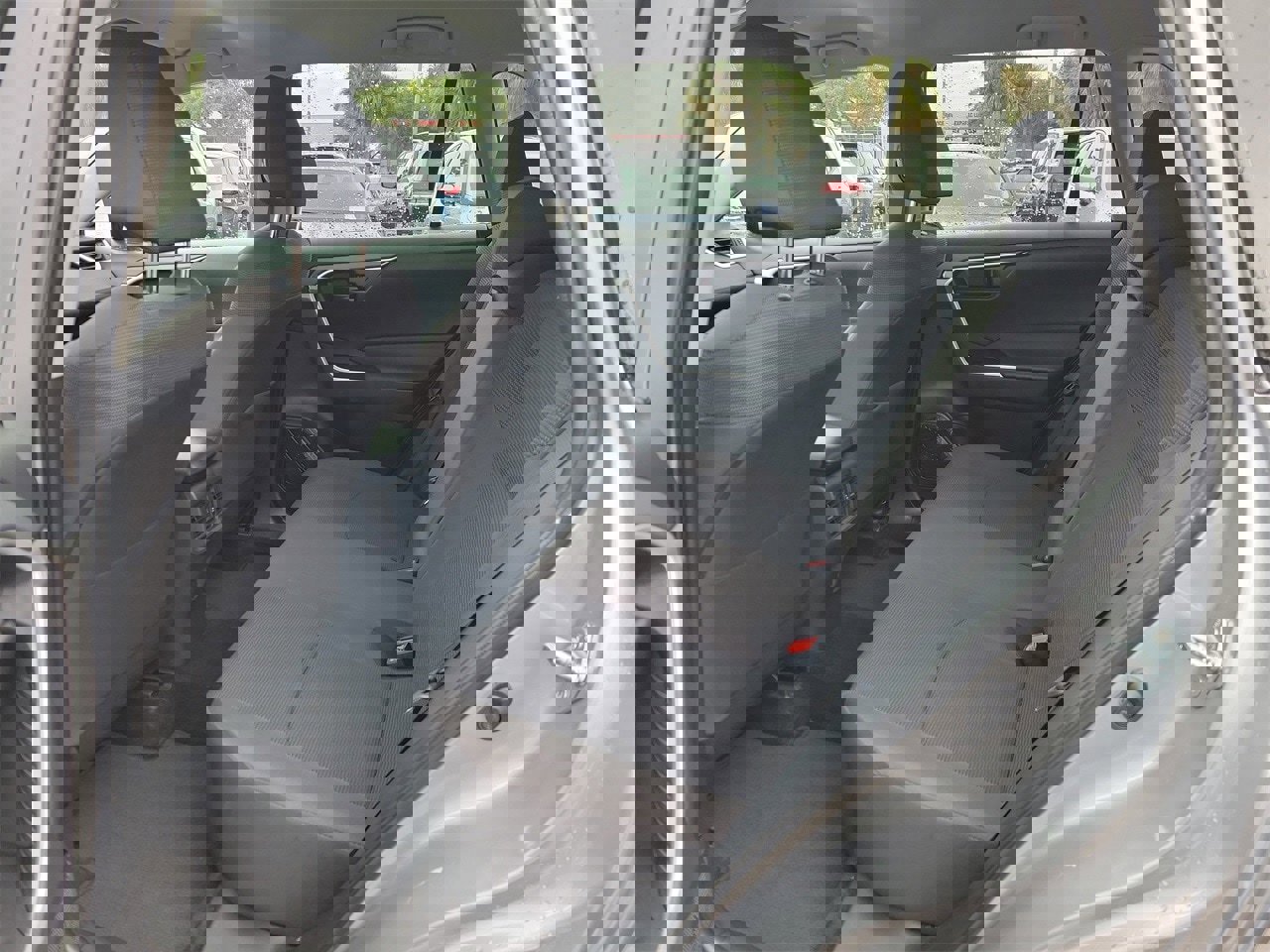 Used 2025 Toyota RAV4 LE image 10