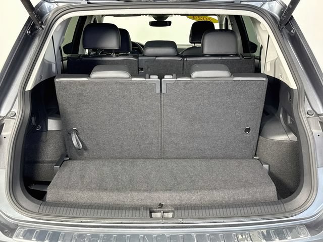 Used 2024 Volkswagen Tiguan SE FWD image 25