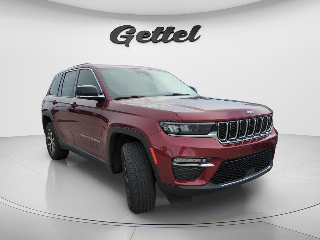 Used 2023 Jeep Grand Cherokee Limited AWD/4WD image 13