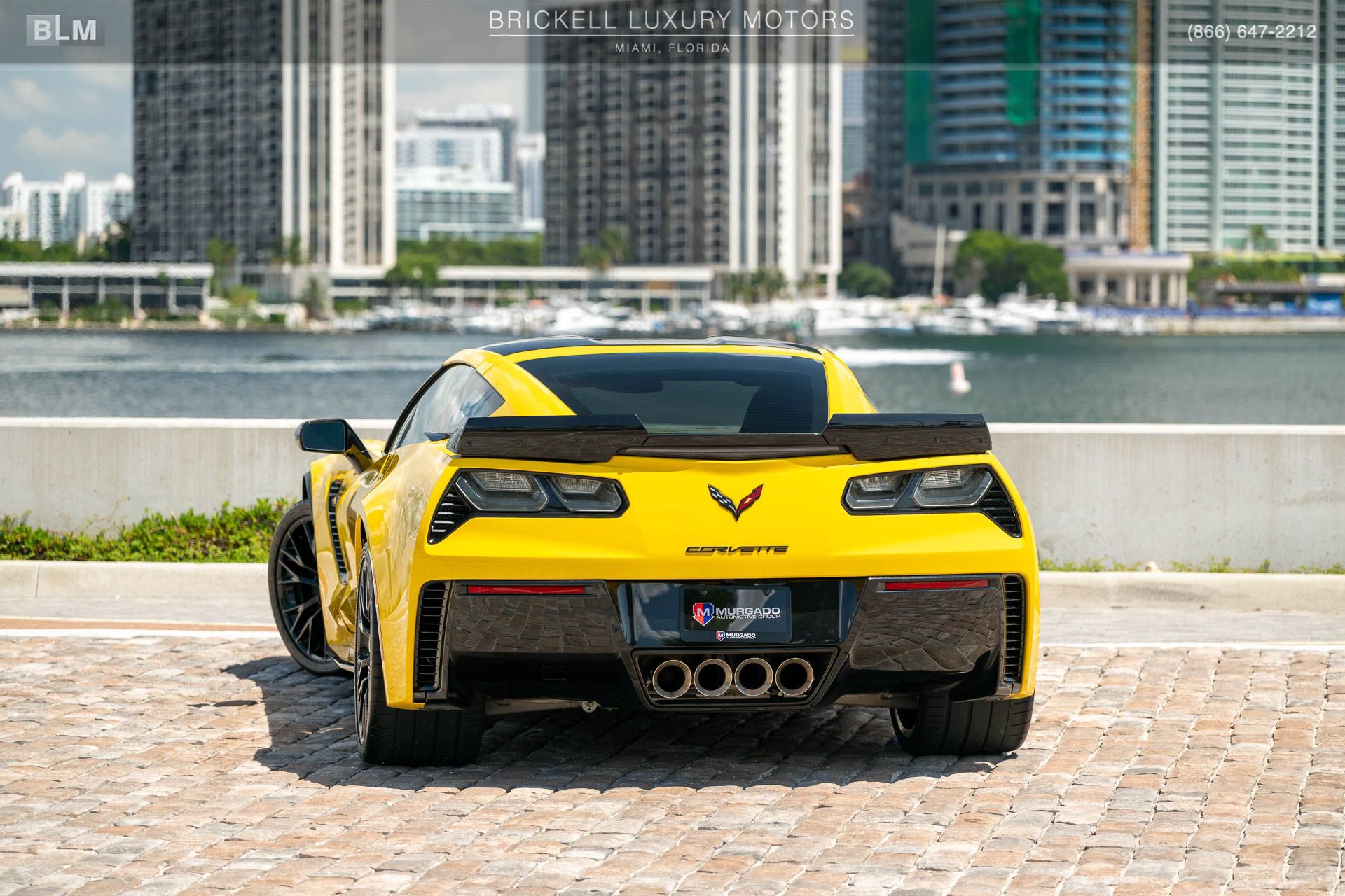 Used 2015 Chevrolet Corvette Z06 w/ 3LZ Preferred Equipment Group RWD image 3