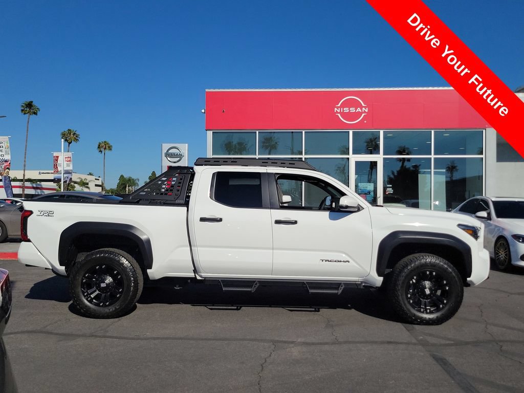 Used 2024 Toyota Tacoma TRD Off-Road w/ TRD Off Road Upgrade Package AWD/4WD image 39
