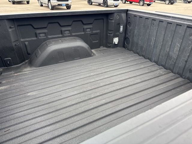 Used 2021 Chevrolet Silverado 1500 High Country w/ Safety Package II image 5