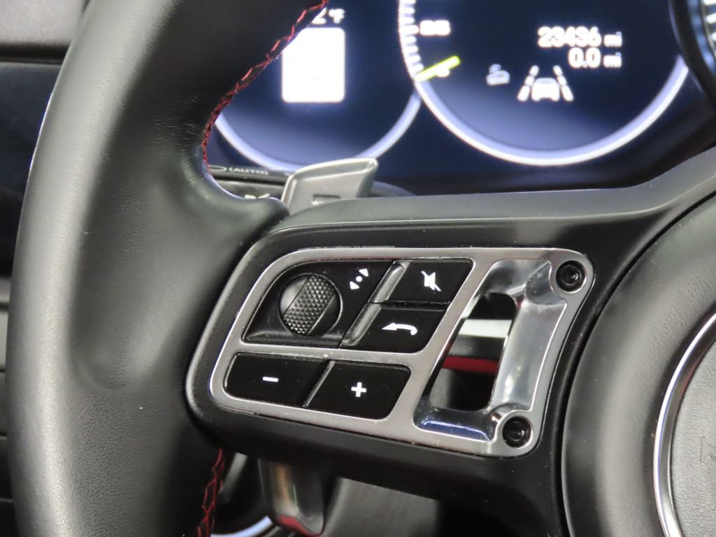 Certified 2023 Porsche Cayenne Turbo S AWD/4WD image 21