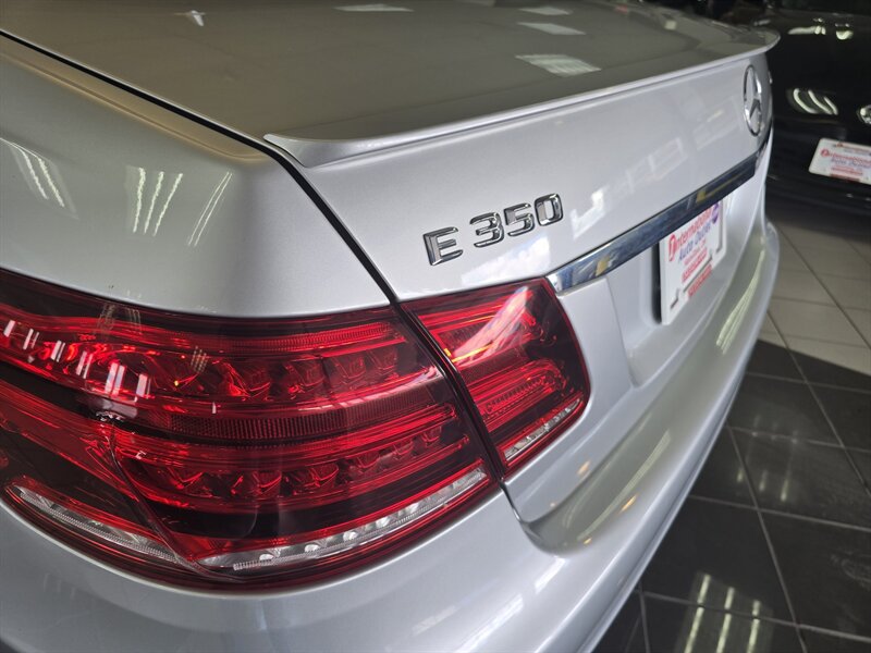 Used 2014 Mercedes-Benz E 350 4MATIC Sedan image 31