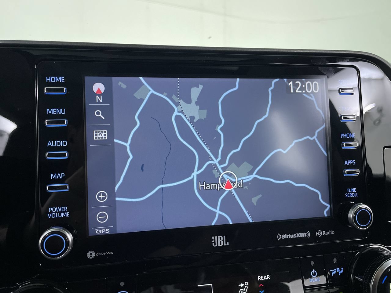 Used 2021 Toyota Highlander Limited AWD/4WD image 17