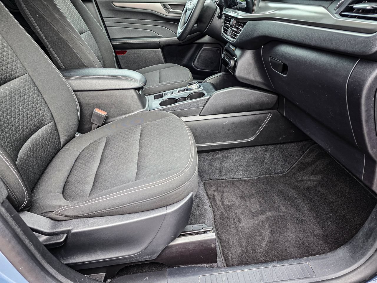Used 2025 Ford Escape Active w/ Tech Pack #1 AWD/4WD image 37