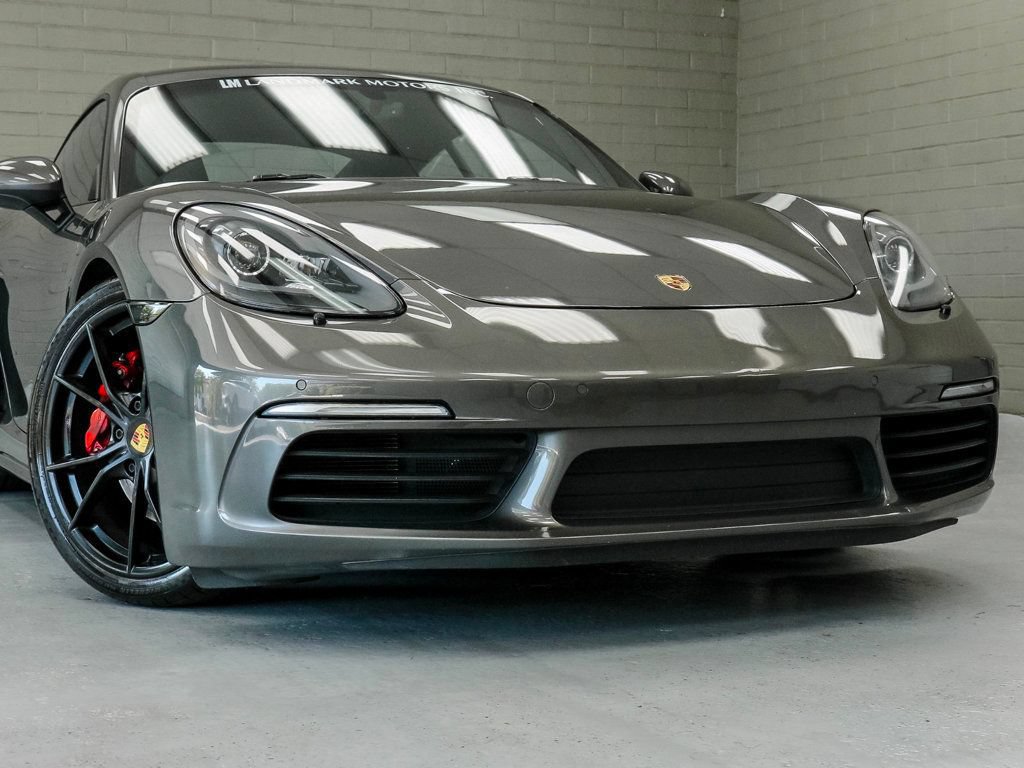 Used 2018 Porsche 718 Cayman RWD image 6