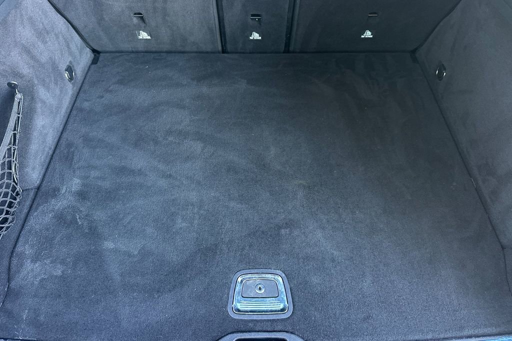 Used 2020 Mercedes-Benz GLC 300 4MATIC image 17