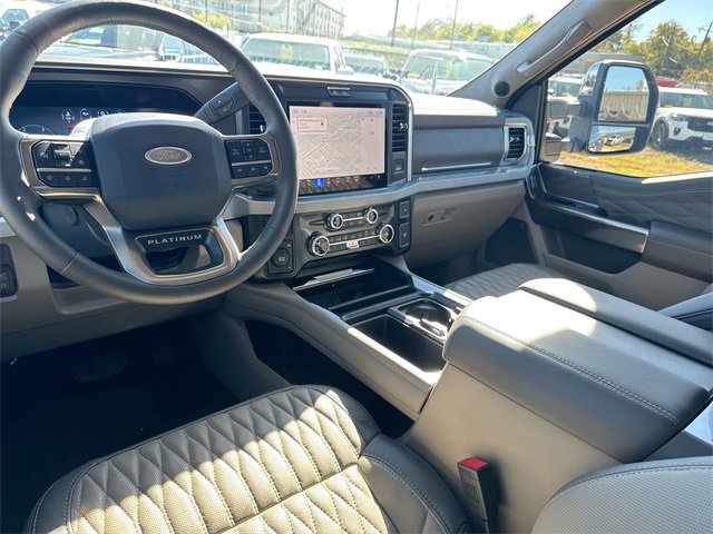 Certified 2025 Ford F350 Platinum w/ Platinum Plus Package image 36