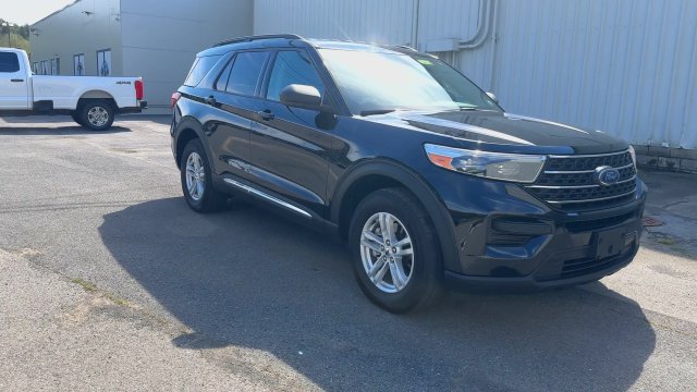 Used 2022 Ford Explorer XLT w/ Class IV Trailer Tow Package AWD/4WD image 4