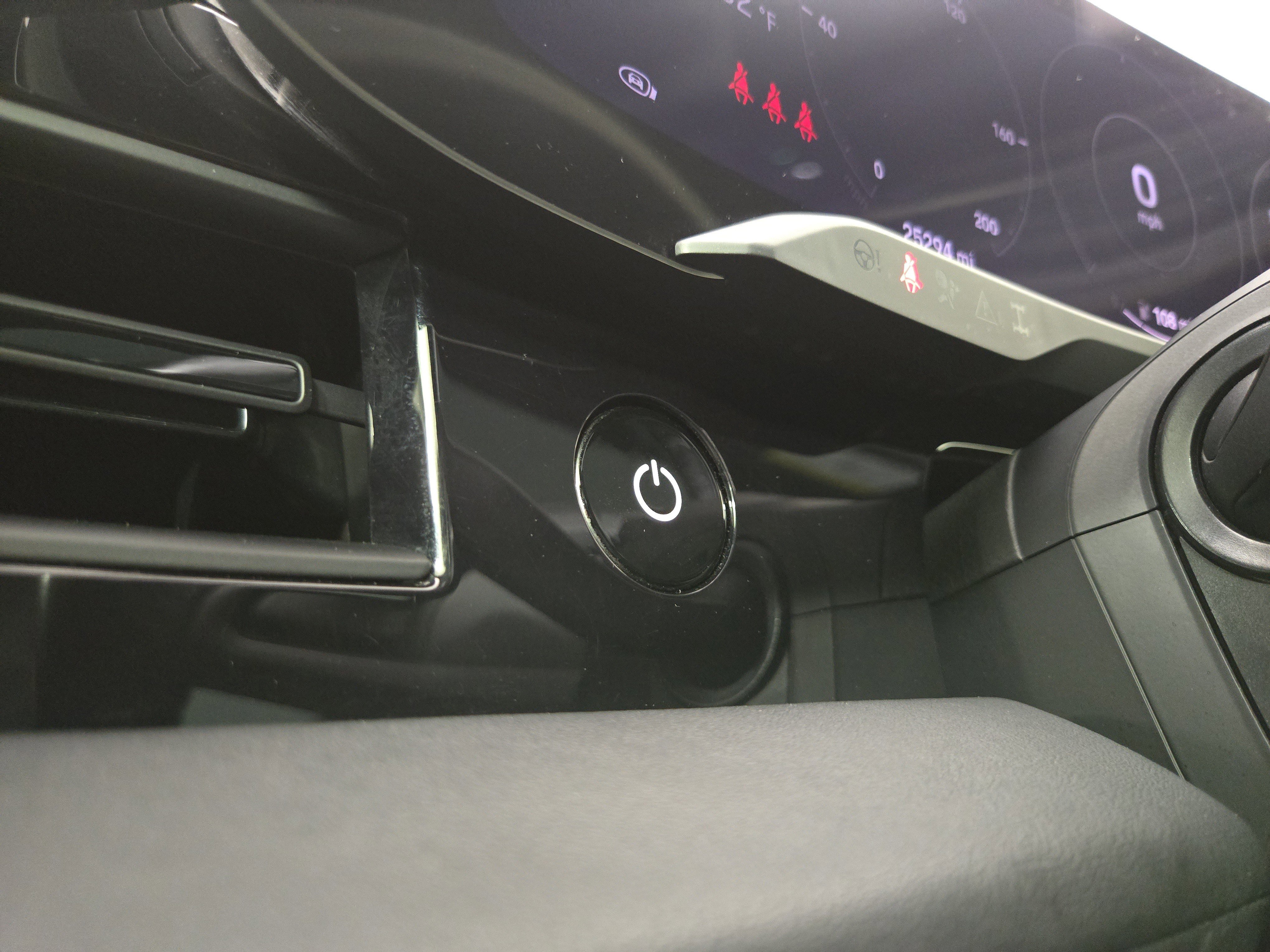 Used 2021 Porsche Taycan 4S image 26