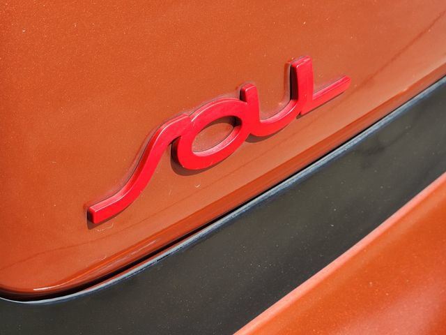 Used 2018 Kia Soul ! w/ Tech Package FWD image 10