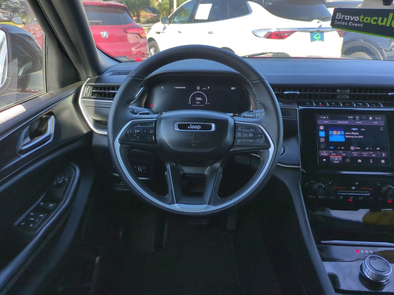 Used 2024 Jeep Grand Cherokee Altitude AWD/4WD image 16