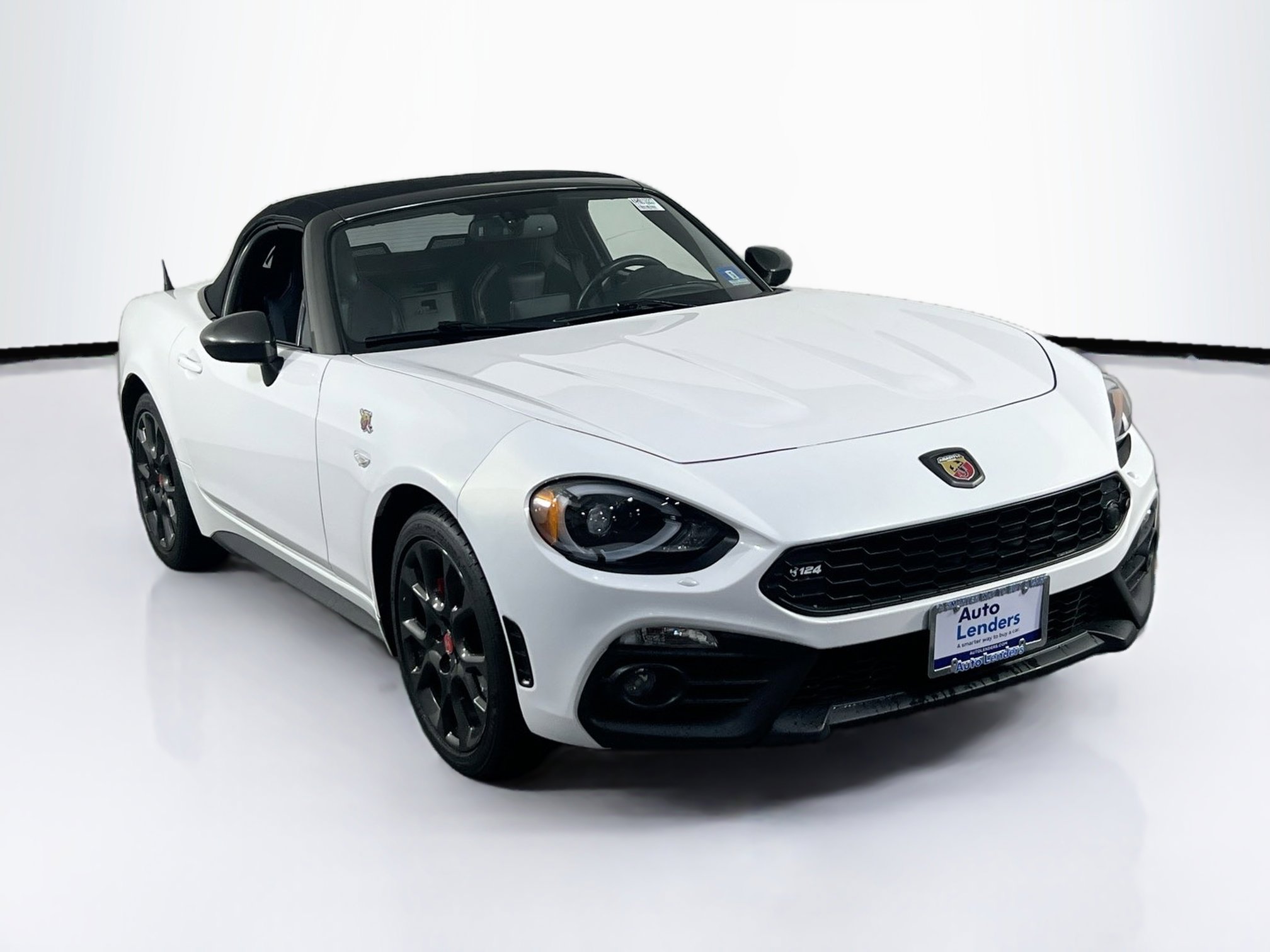 Used 2017 FIAT 124 Spider Abarth image 3