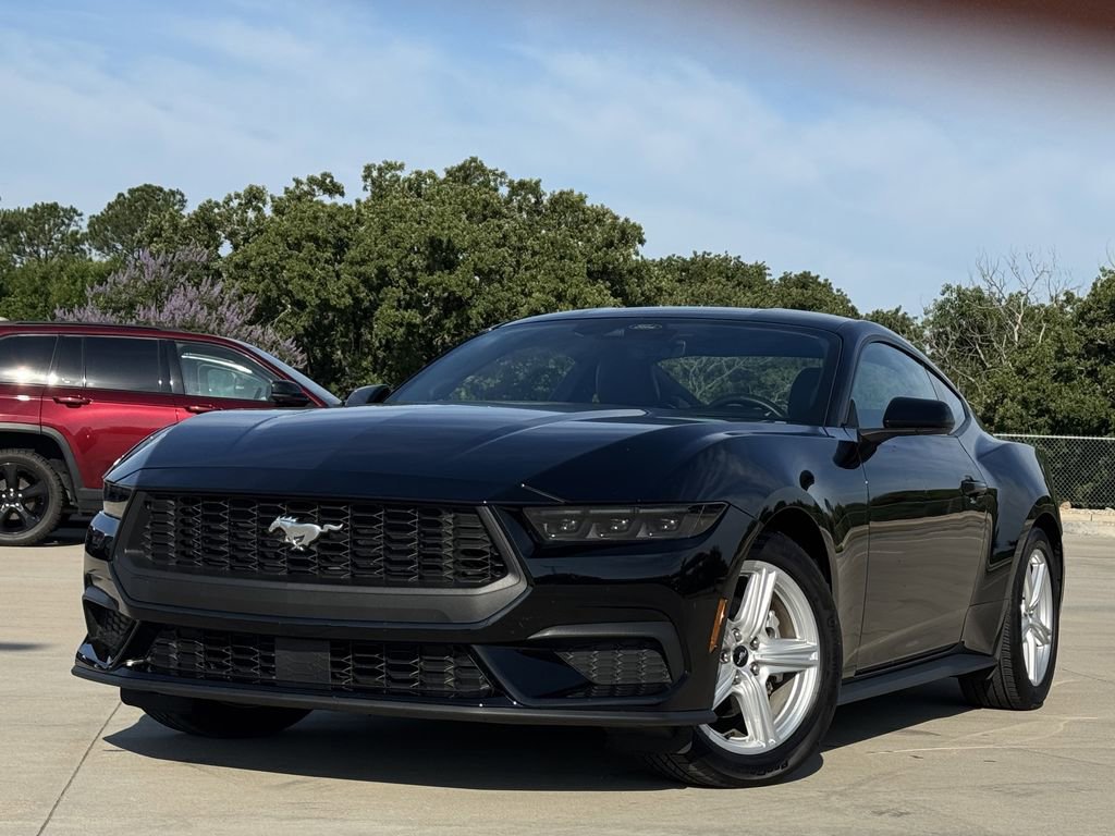 Used 2026 Ford Mustang Premium RWD image 2