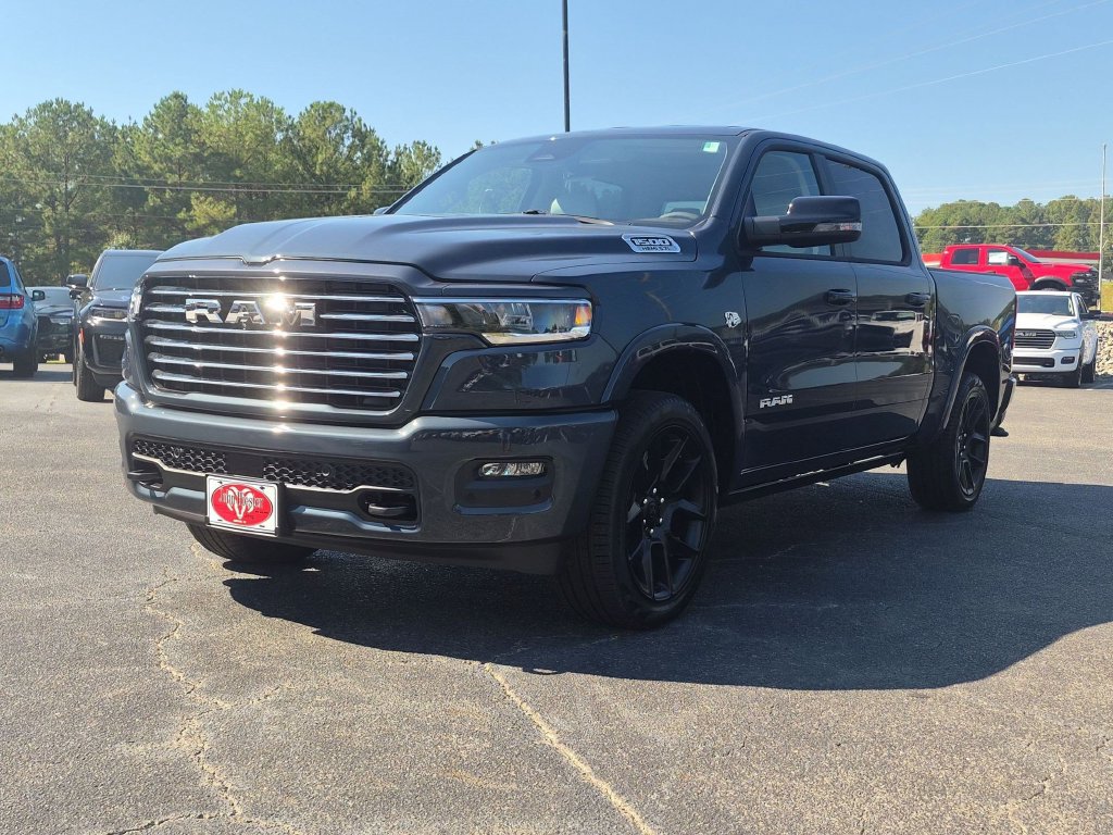 New 2027 RAM 1500 Laramie AWD/4WD image 8