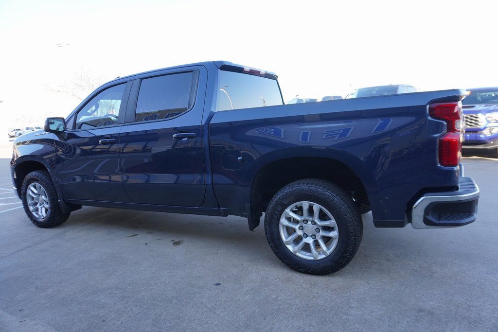 Used 2023 Chevrolet Silverado 1500 LT w/ Protection Package image 4