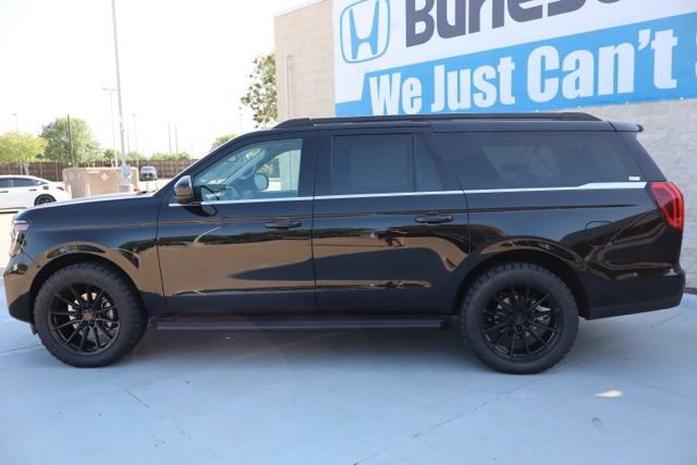Used 2025 Ford Expedition Max Active AWD/4WD image 9