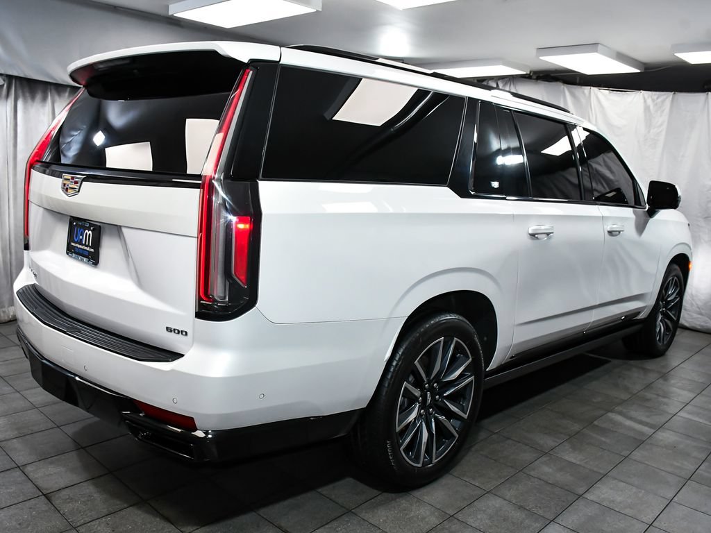 Used 2023 Cadillac Escalade ESV Sport Platinum AWD/4WD image 6