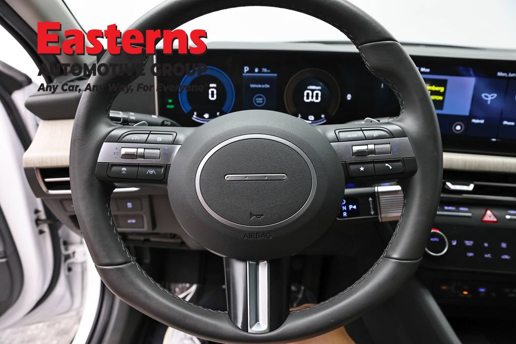 Used 2025 Hyundai Sonata SEL FWD image 10