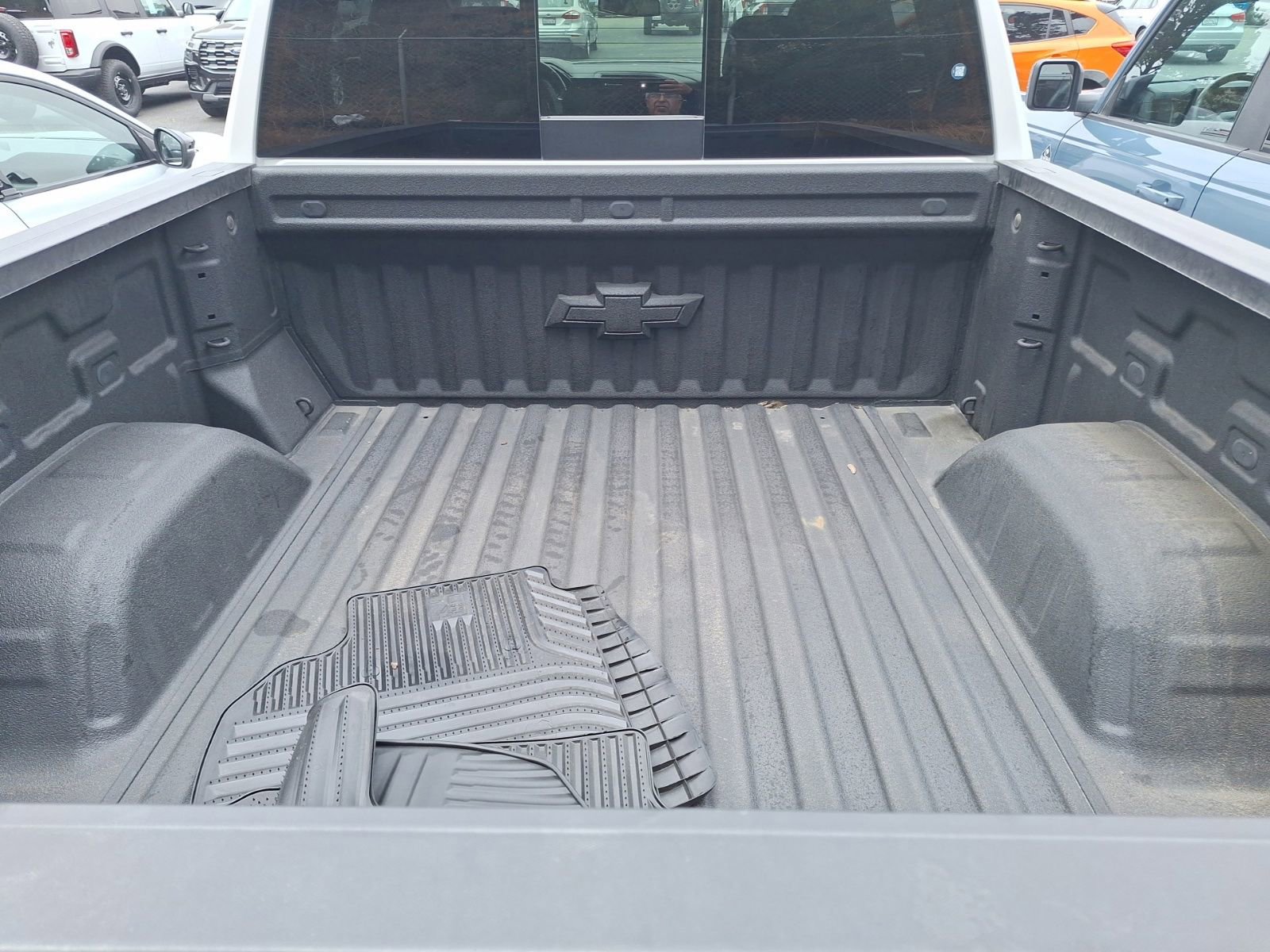 Used 2025 Chevrolet Silverado 1500 LTZ w/ Z71 Off-Road Package AWD/4WD image 8