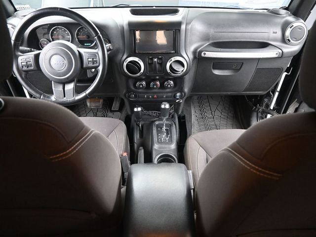 Used 2017 Jeep Wrangler Sahara w/ Connectivity Group image 20