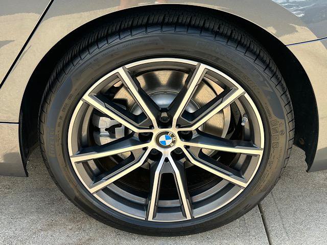 Used 2020 BMW 330i xDrive Sedan w/ Premium Package AWD/4WD image 31
