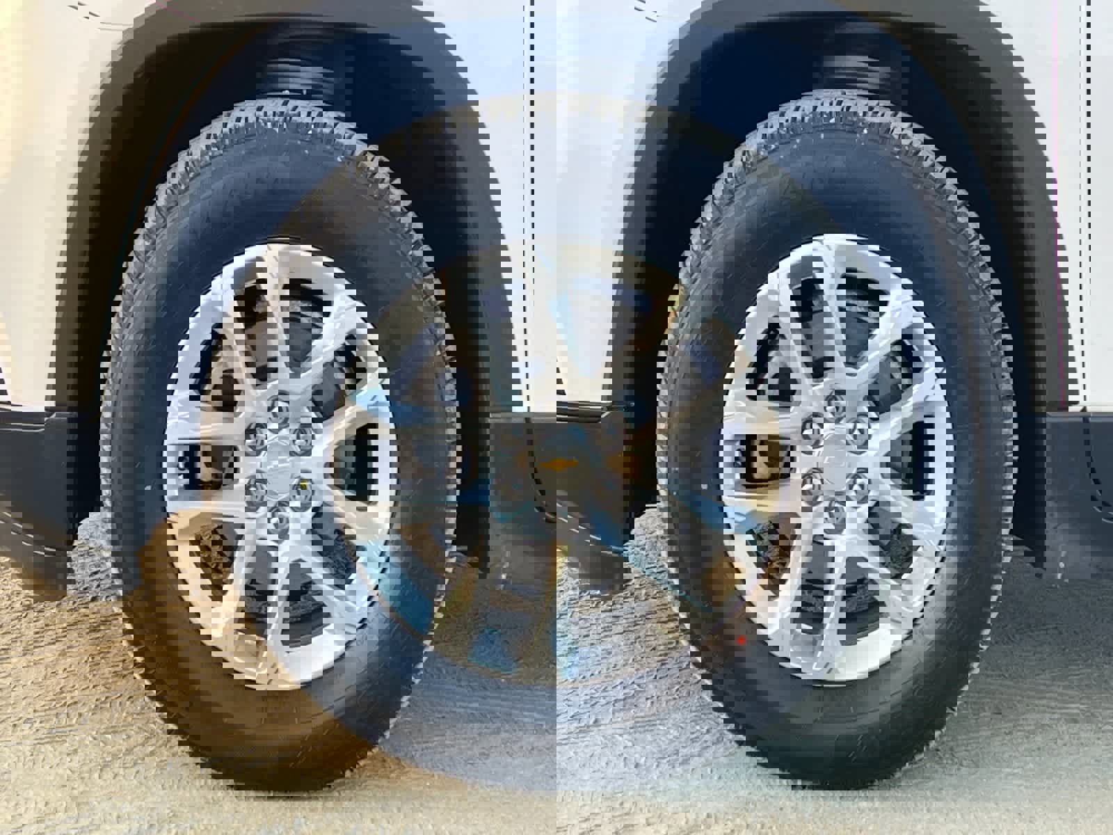 Used 2018 Chevrolet Traverse LS image 27