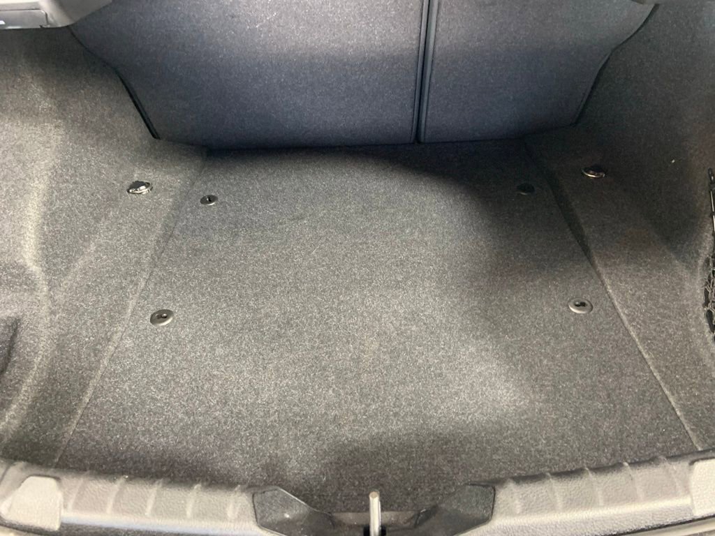 Used 2017 BMW 230i Coupe w/ Driving Assistance Package RWD image 9