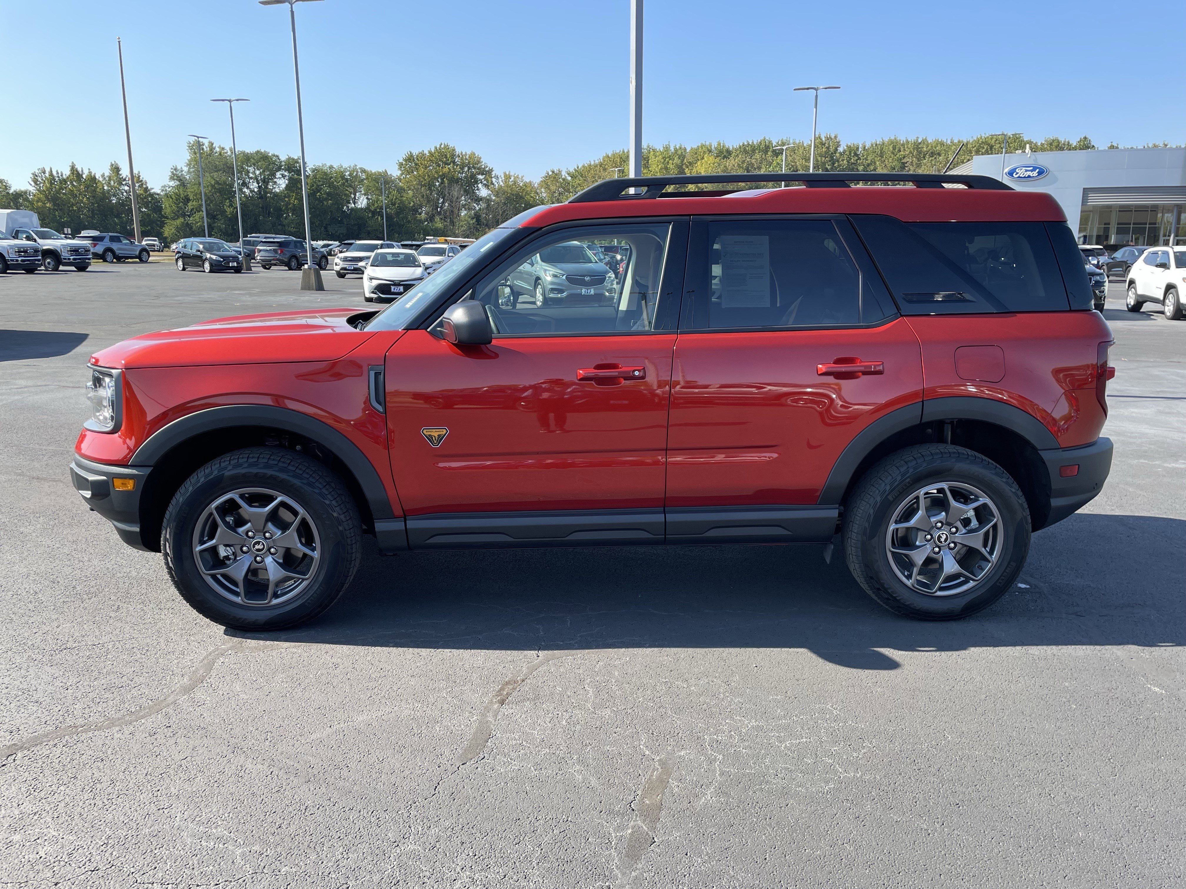 Used 2023 Ford Bronco Sport Badlands w/ Premium Package image 2
