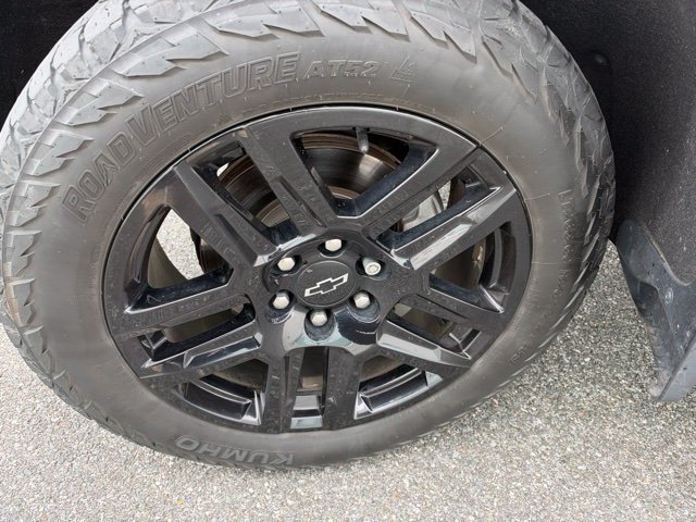 Used 2021 Chevrolet Silverado 1500 Custom Trail Boss w/ Safety Confidence Package AWD/4WD image 11