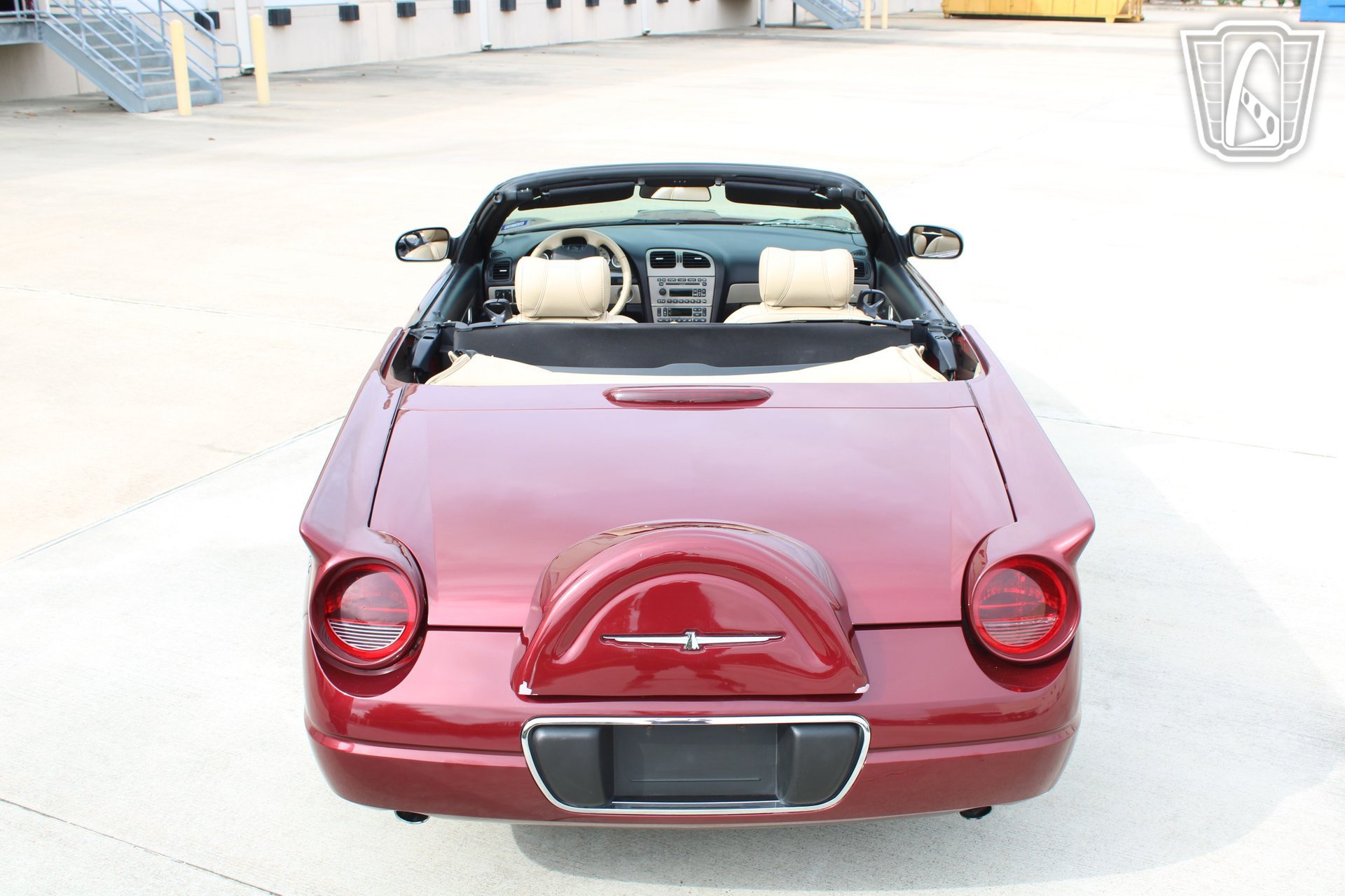 Used 2004 Ford Thunderbird RWD image 3