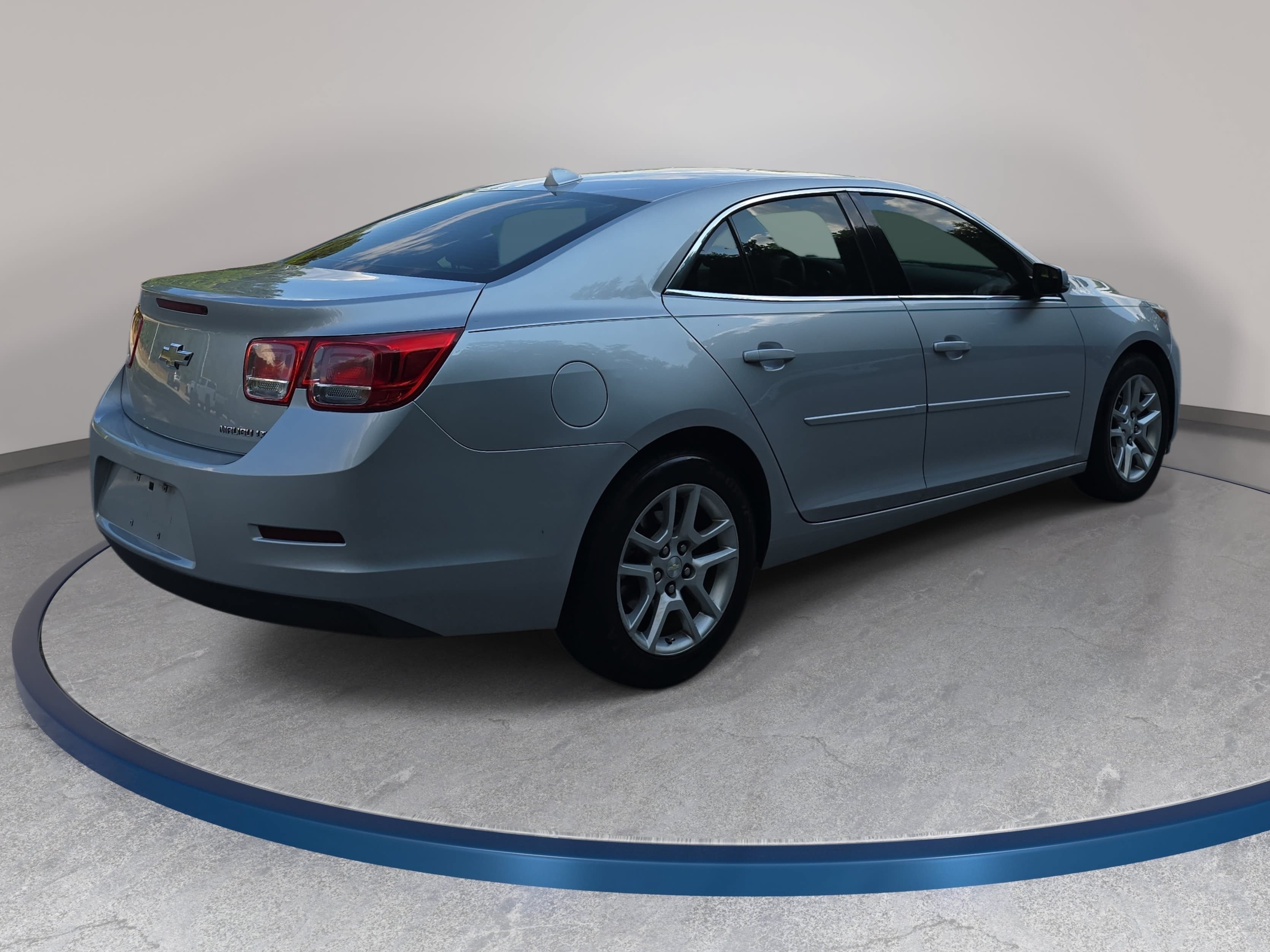 Used 2014 Chevrolet Malibu LT w/ Power Convenience Package FWD image 5