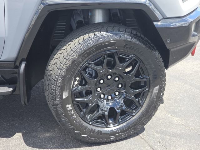 Used 2024 GMC Hummer EV 2X w/ LPO, Sport Package AWD/4WD image 26