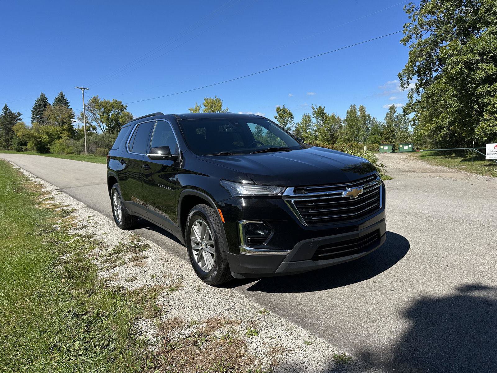 Used 2023 Chevrolet Traverse LT FWD image 14