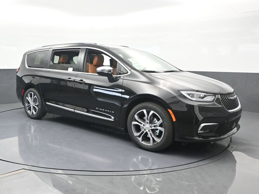 New 2026 Chrysler Pacifica Pinnacle image 8