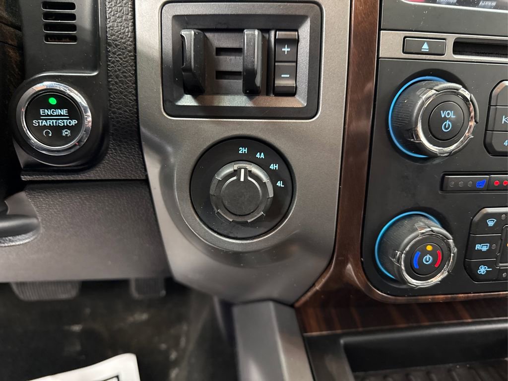 Used 2017 Ford Expedition Platinum image 38