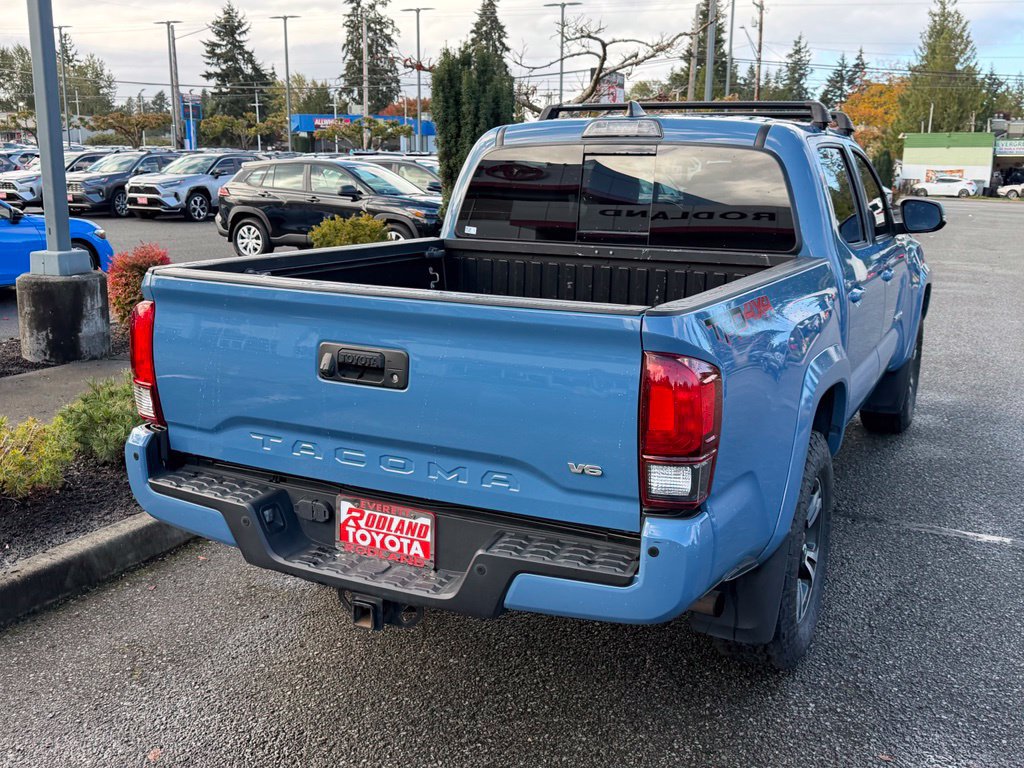 Used 2019 Toyota Tacoma TRD Sport AWD/4WD image 7