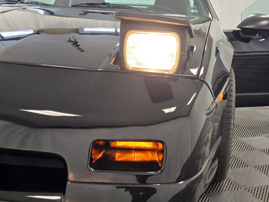 Used 1988 Pontiac Fiero GT image 51