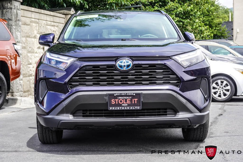 Used 2022 Toyota RAV4 XLE w/ Convenience Package AWD/4WD image 16