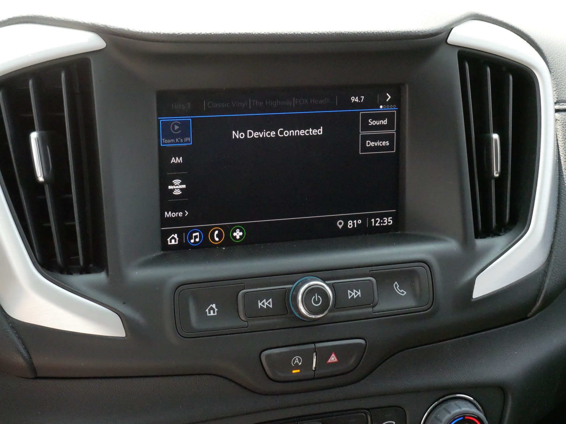 Used 2024 GMC Terrain SLE w/ Driver Convenience Package AWD/4WD image 22