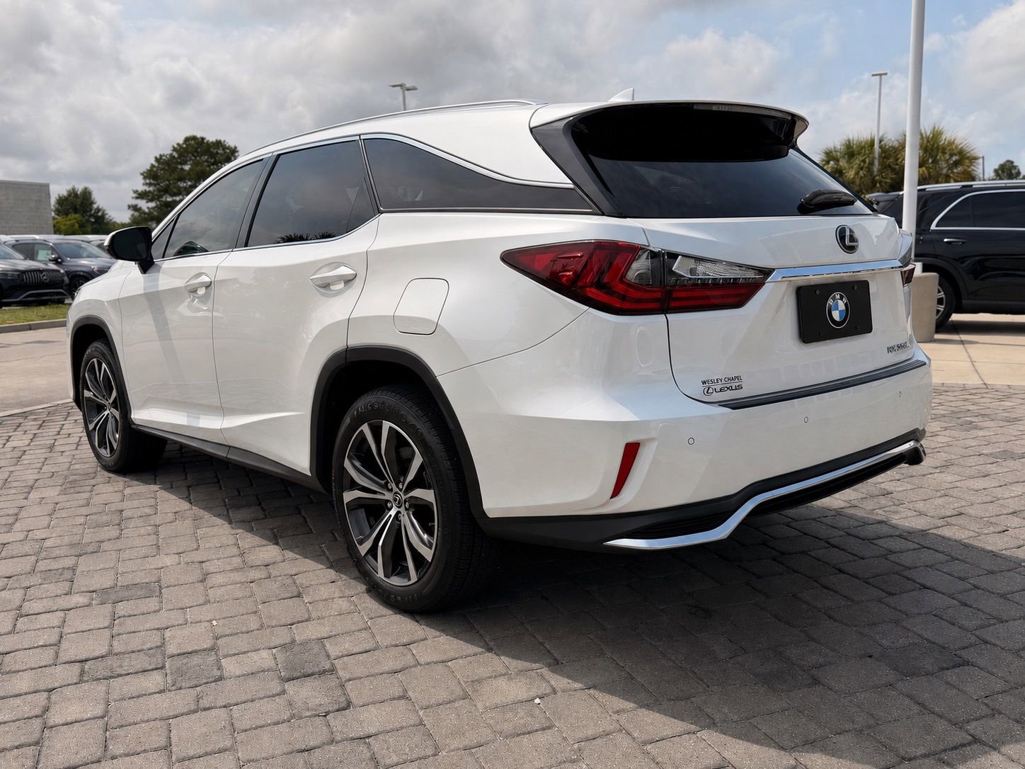 Used 2021 Lexus RX 350L FWD w/ Premium Package image 11