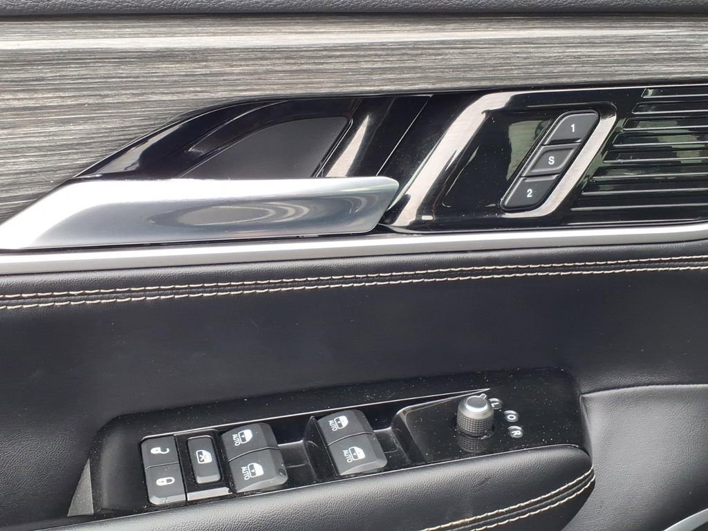 Used 2022 Jeep Wagoneer Series II image 4