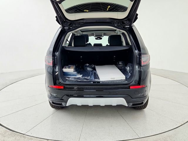 Certified 2025 Land Rover Discovery Sport S image 19