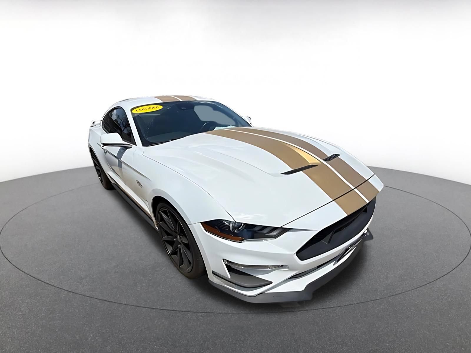 Used 2022 Ford Mustang GT Premium w/ GT Performance Package RWD image 2