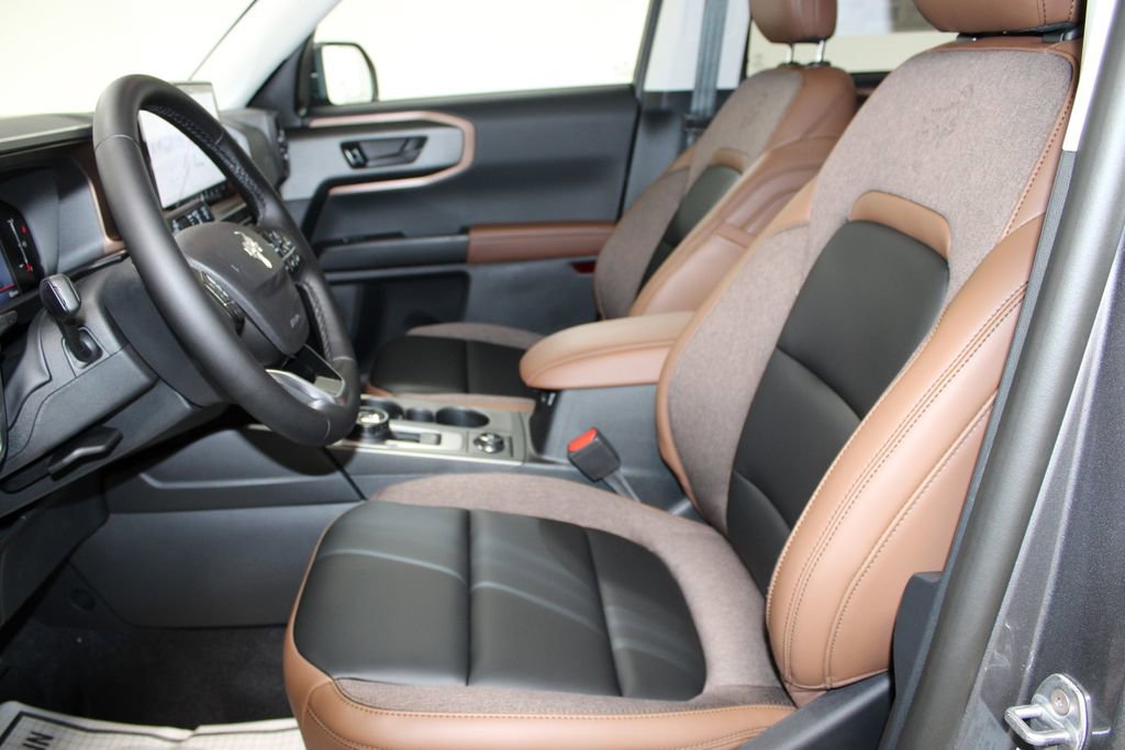 New 2026 Ford Bronco Sport Outer Banks AWD/4WD image 18