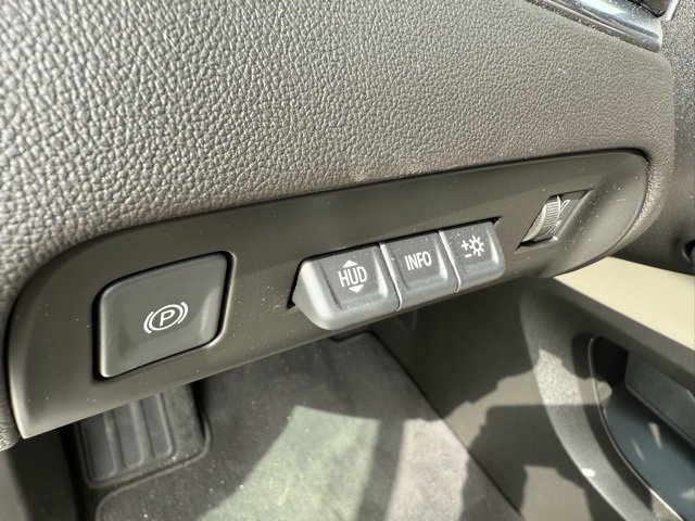 Used 2023 Buick Enclave Premium w/ Experience Buick Package image 15