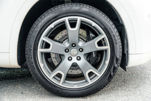 Used 2017 Maserati Levante S AWD/4WD image 83