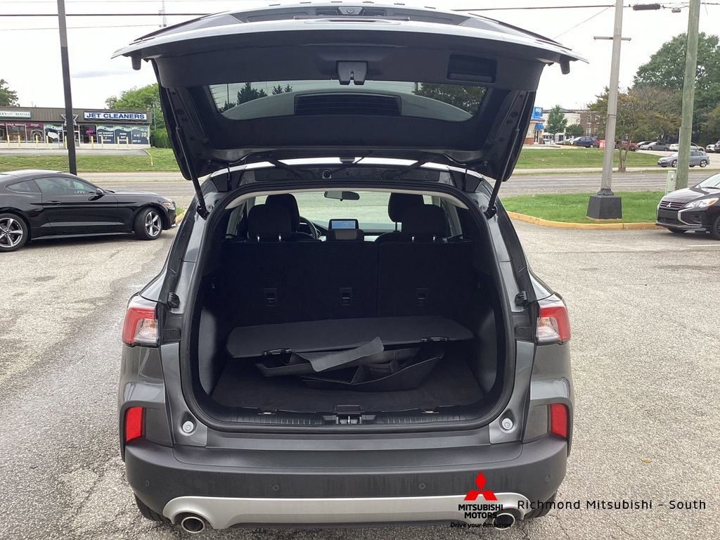 Used 2022 Ford Escape SE AWD/4WD image 16