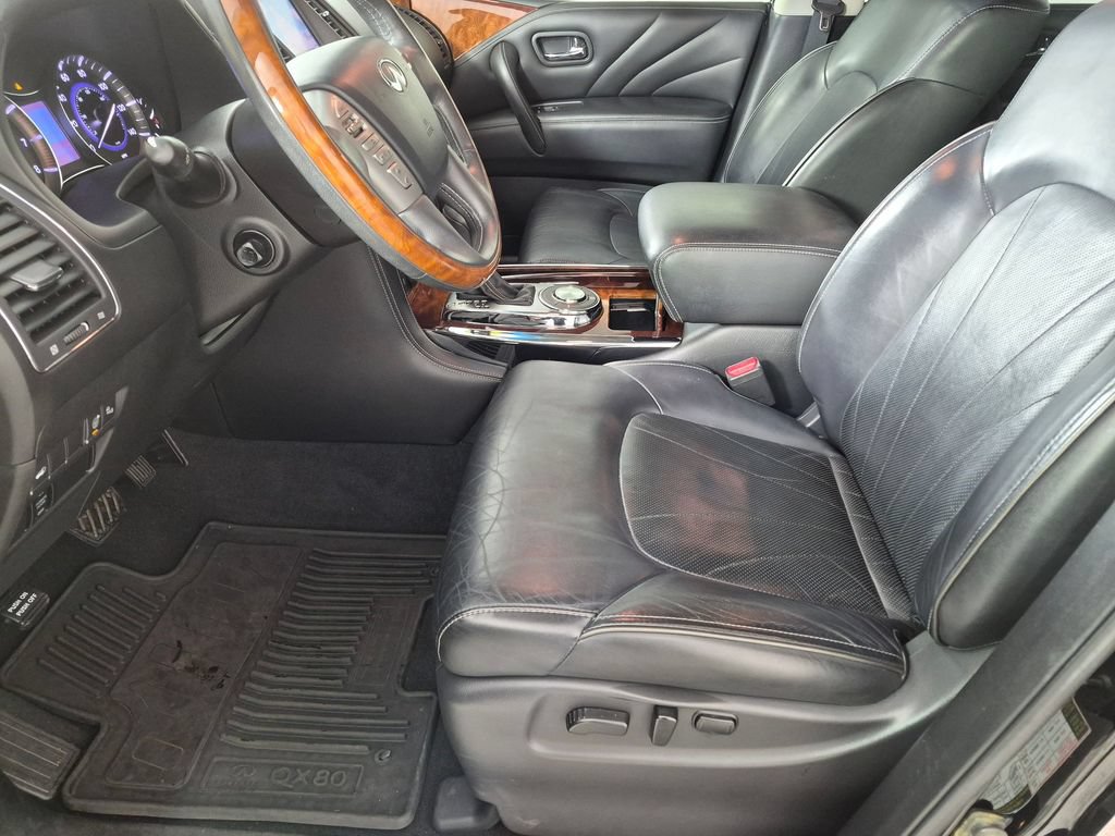 Used 2017 INFINITI QX80 2WD w/ Deluxe Technology Package image 22